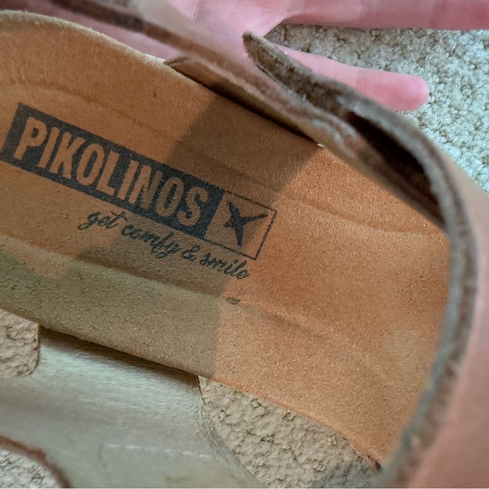 Pikolinos Palma Sandal - Picture 4 of 5